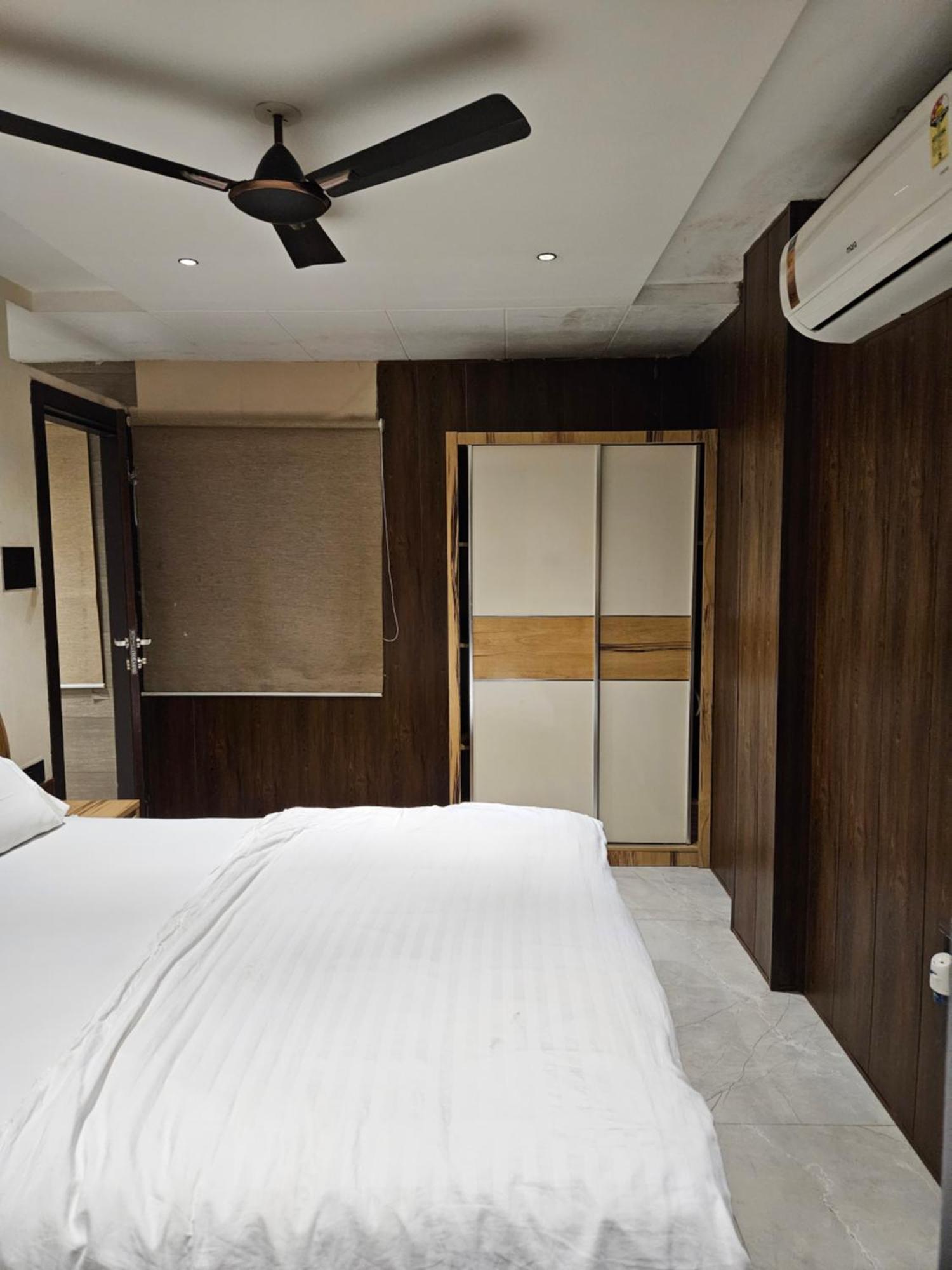 Stayez Studio Apartments Indore Exterior foto